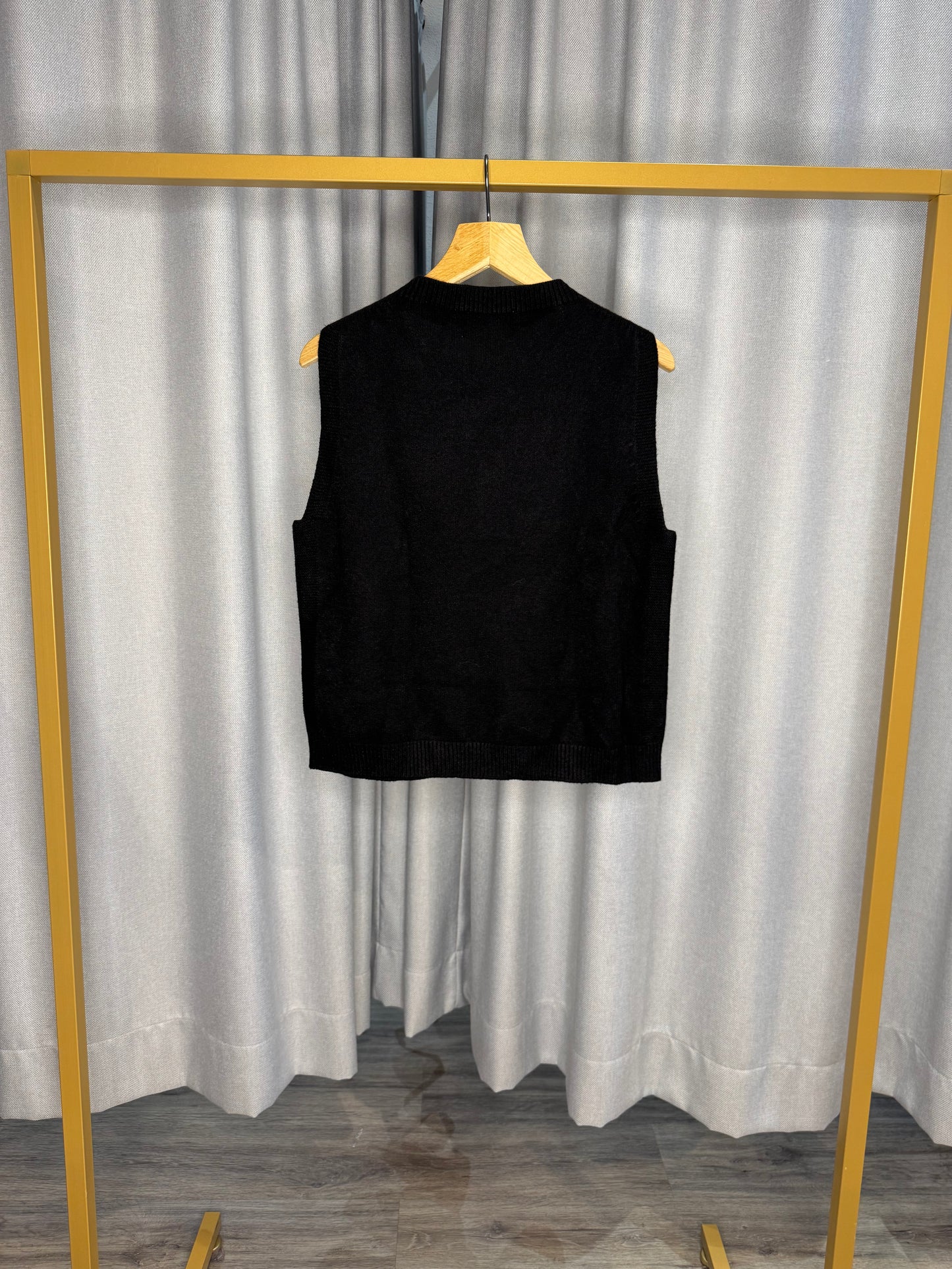 Vicario Cinque Damenpullover ohne Arm