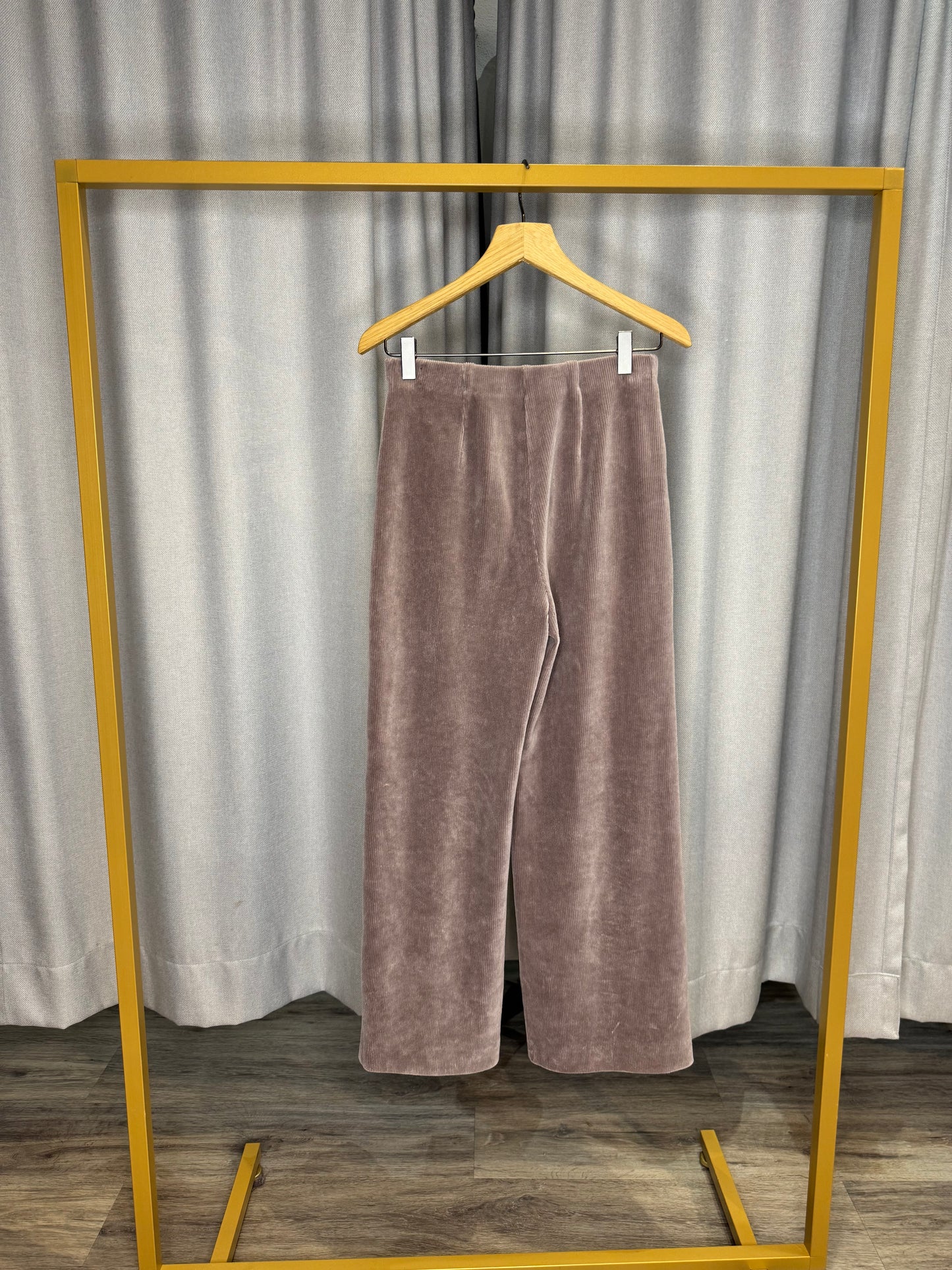 RR rosé farbene Cordhose