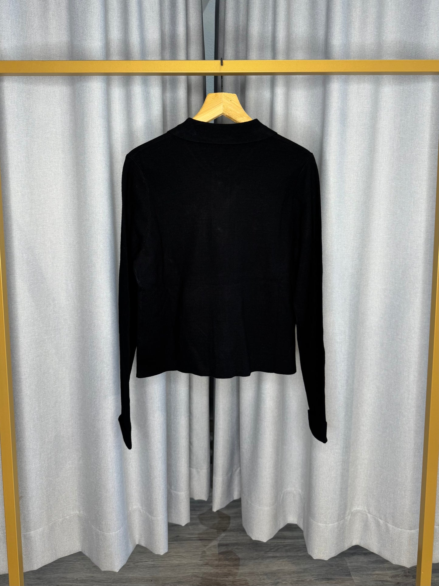 Riani schwarze Strickjacke mit Goldknöpfen
