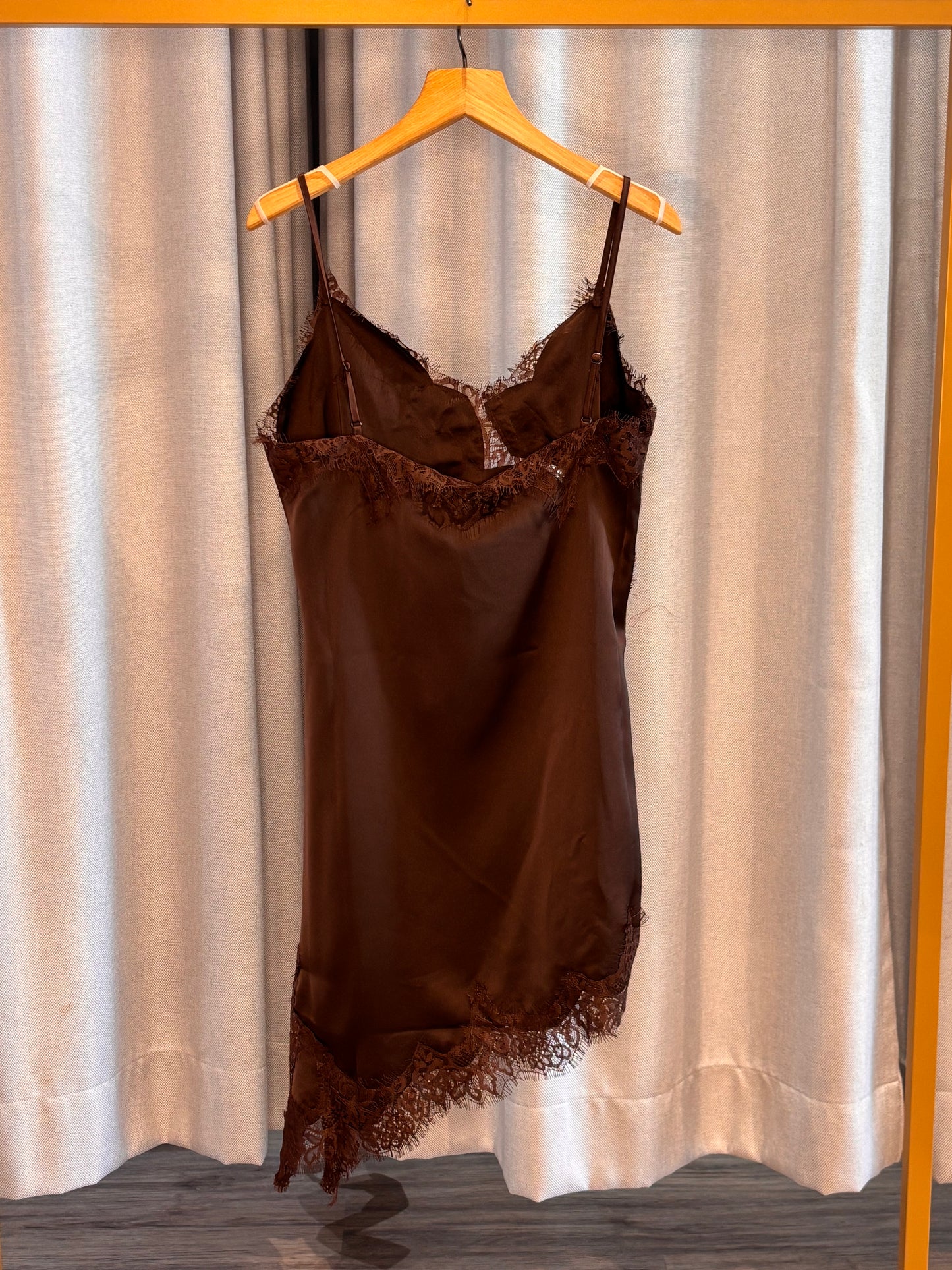 My Essential Wardrobe Satinkleid mit Spitze