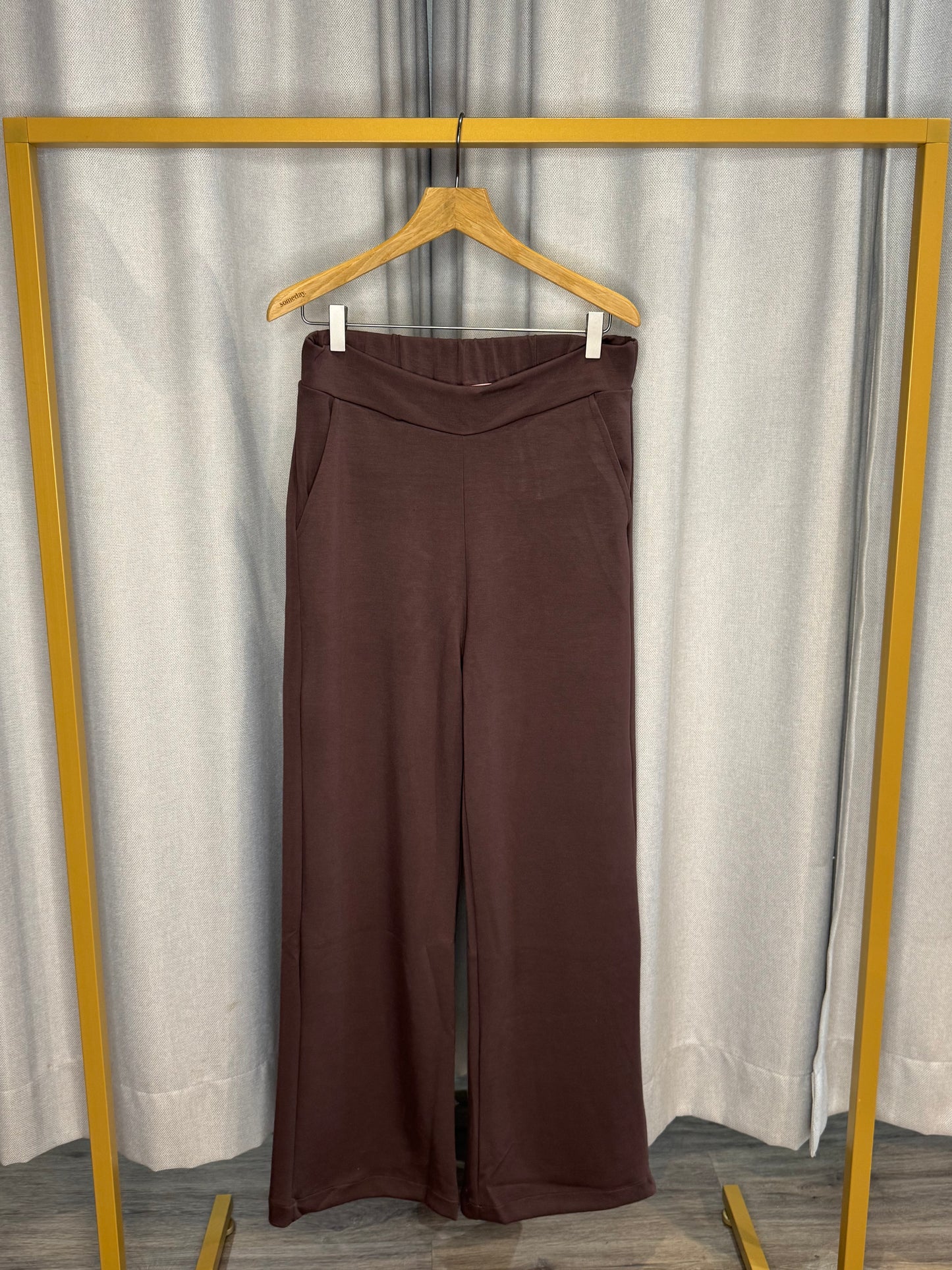 The Shirt Project braune Jogginghose