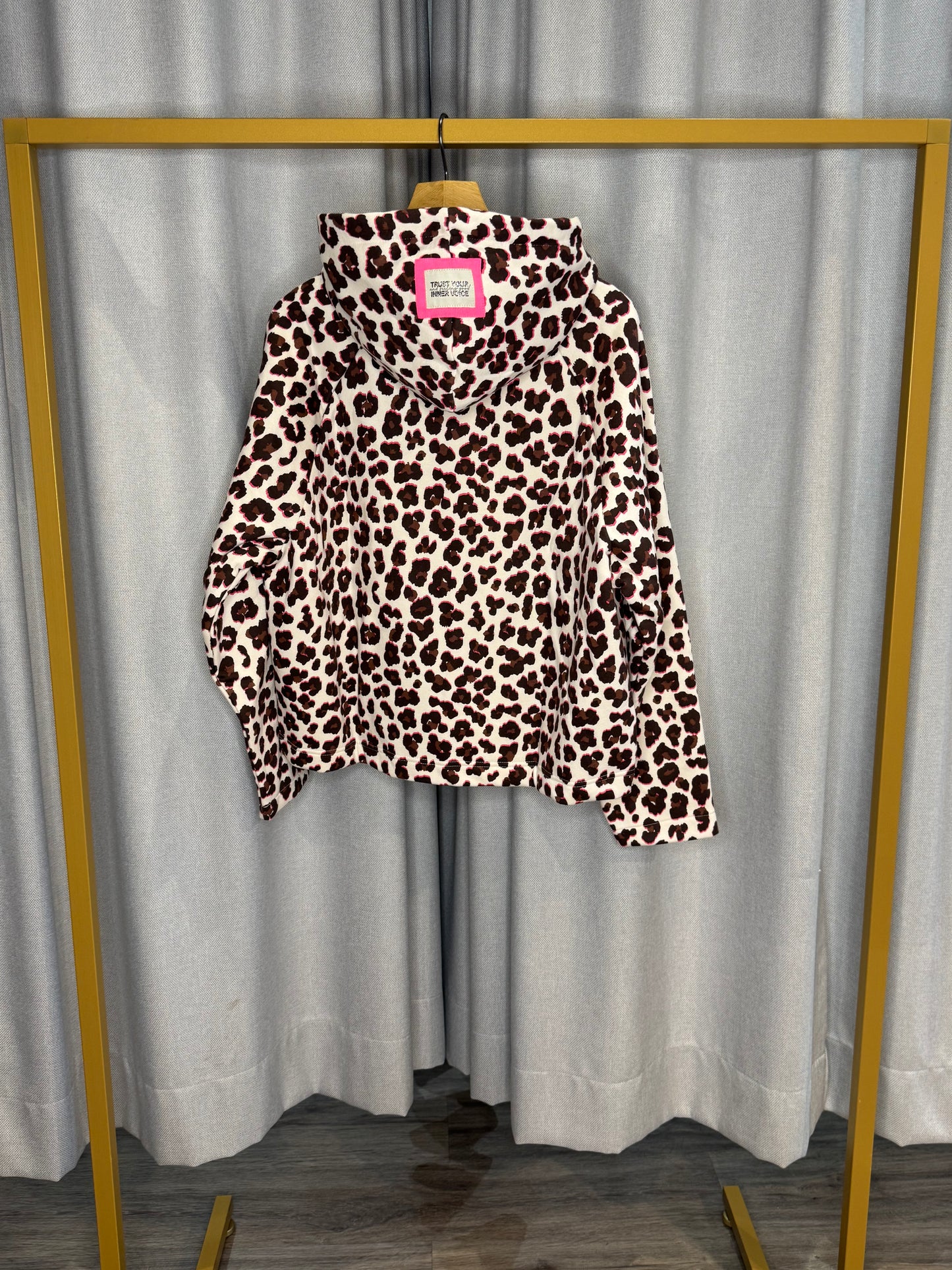 The Shirt Project Pullover mit Leomuster