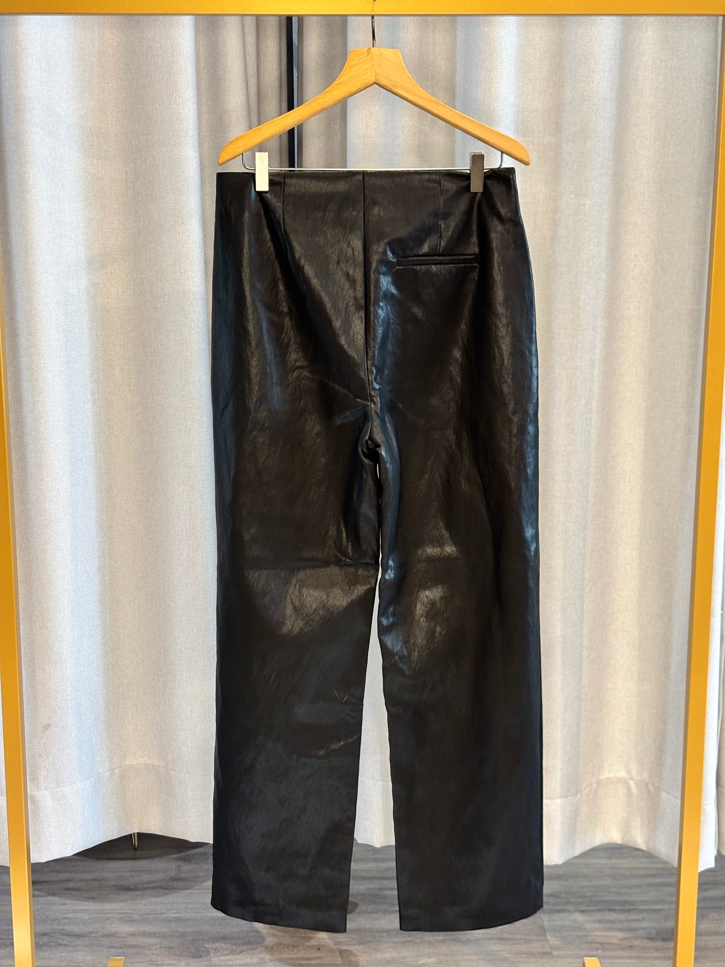 With Black Lederhose Damen