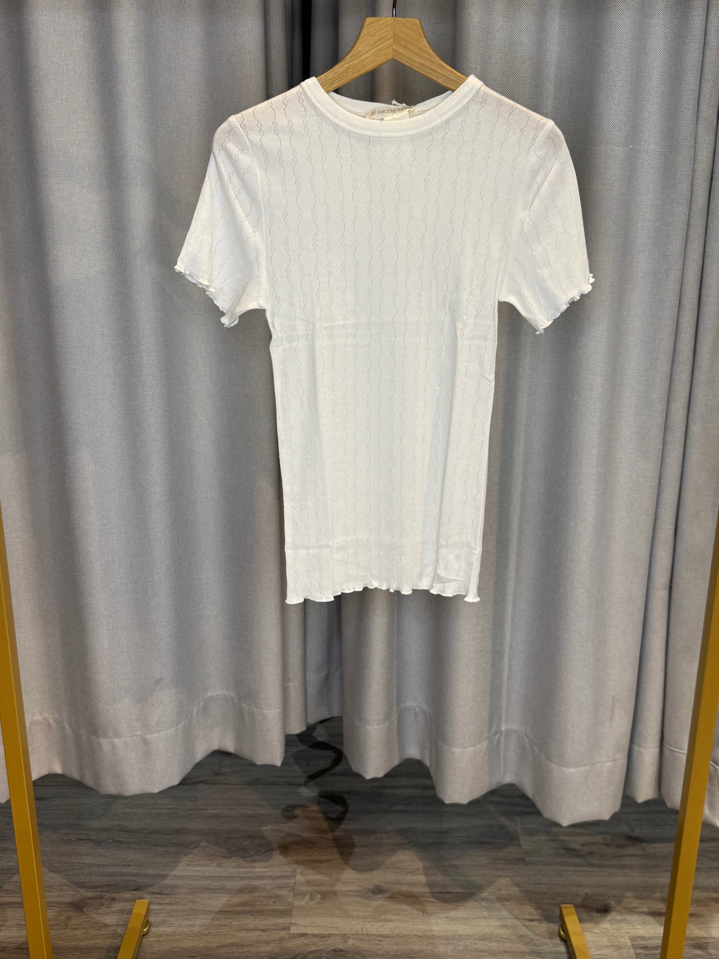 Seamless Basic weißes Shirt