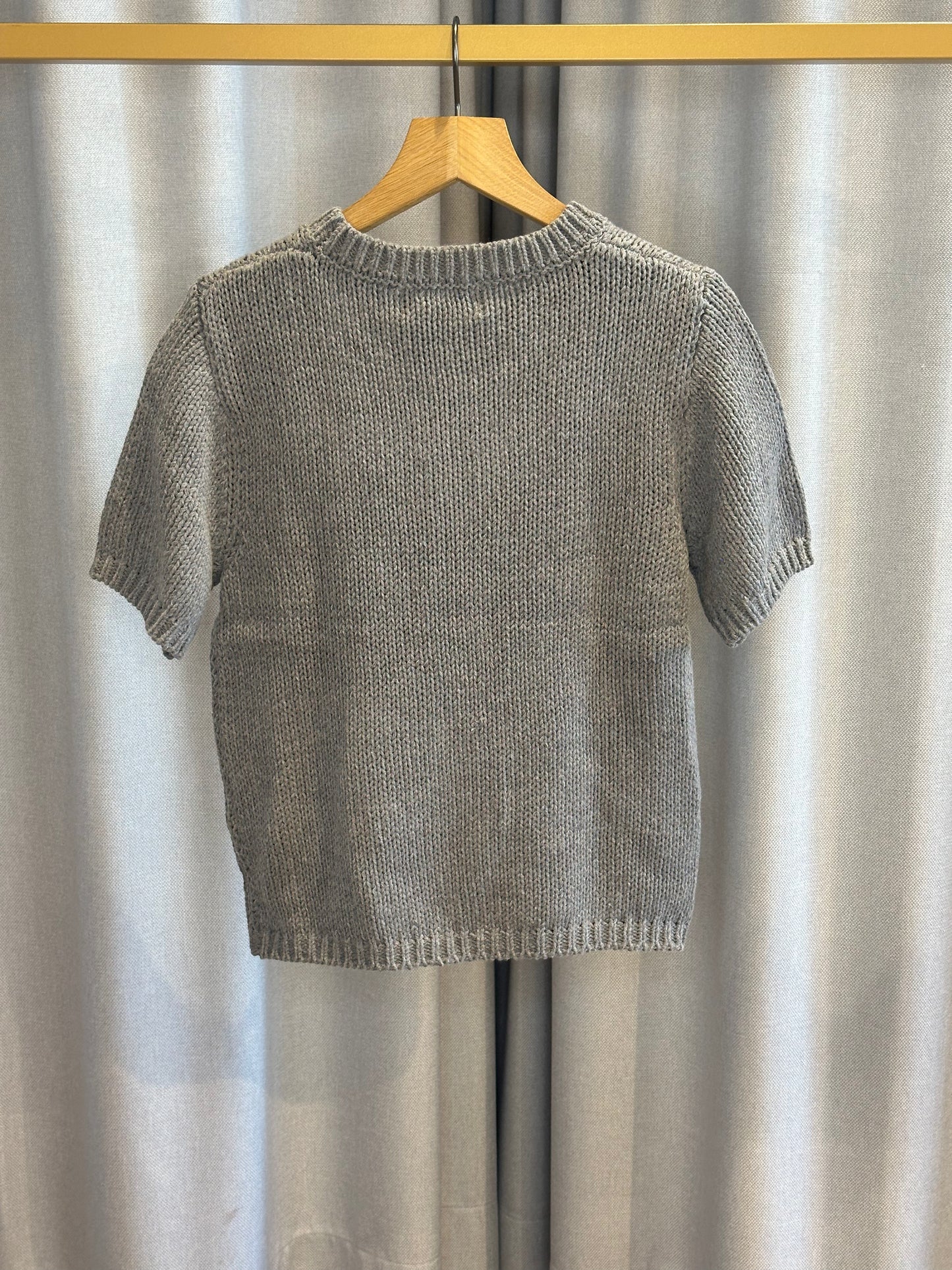 With Black Pullver mit kurzem Arm