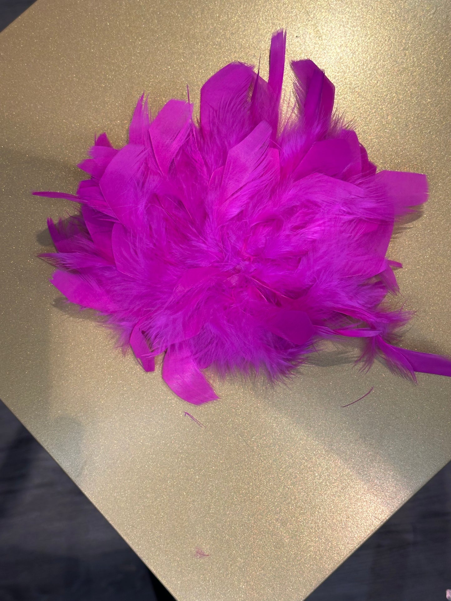 Vido Federbrosche in pink