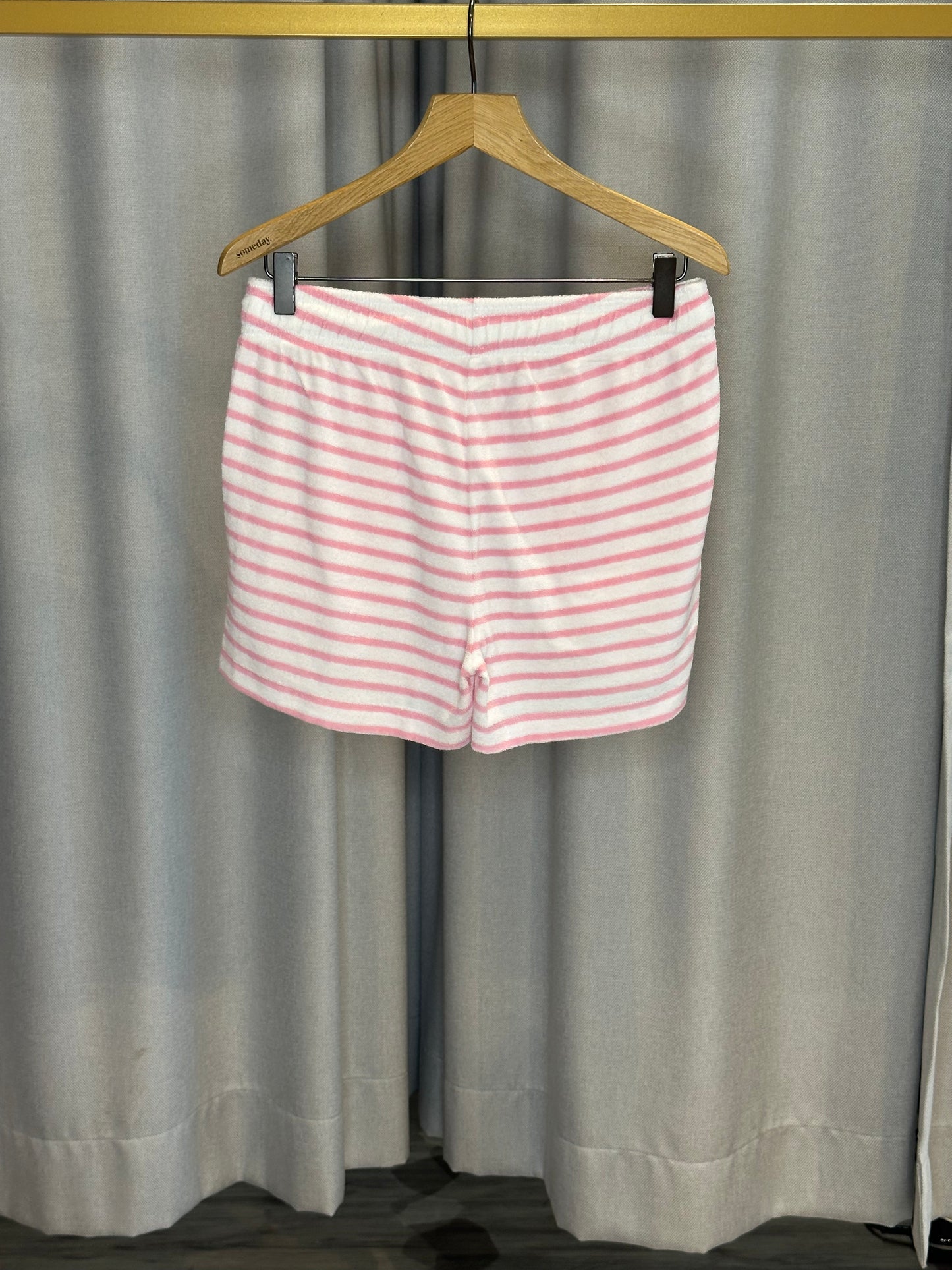 Juvia gestreifte Damenshorts