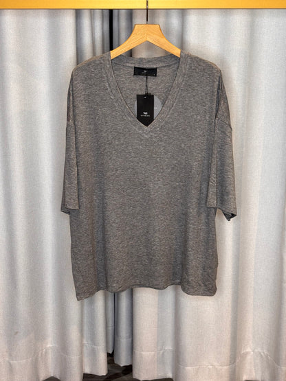 With Black  Basicshirt V-Ausschnitt