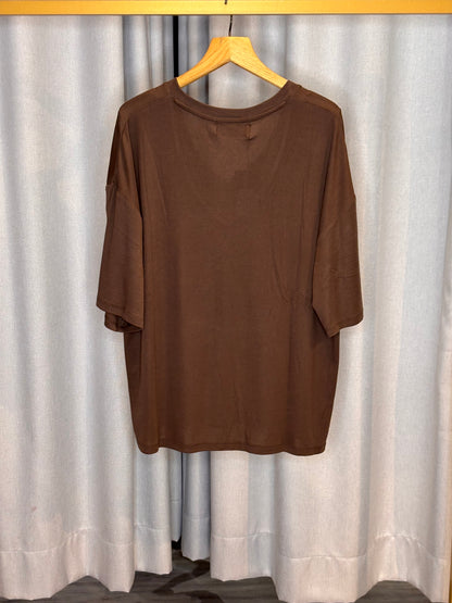 With Black dunkelbraunes Basicshirt