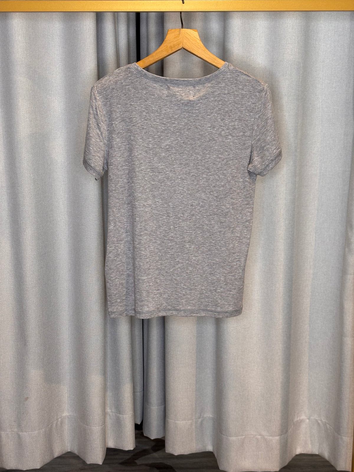 With Black graues Basicshirt