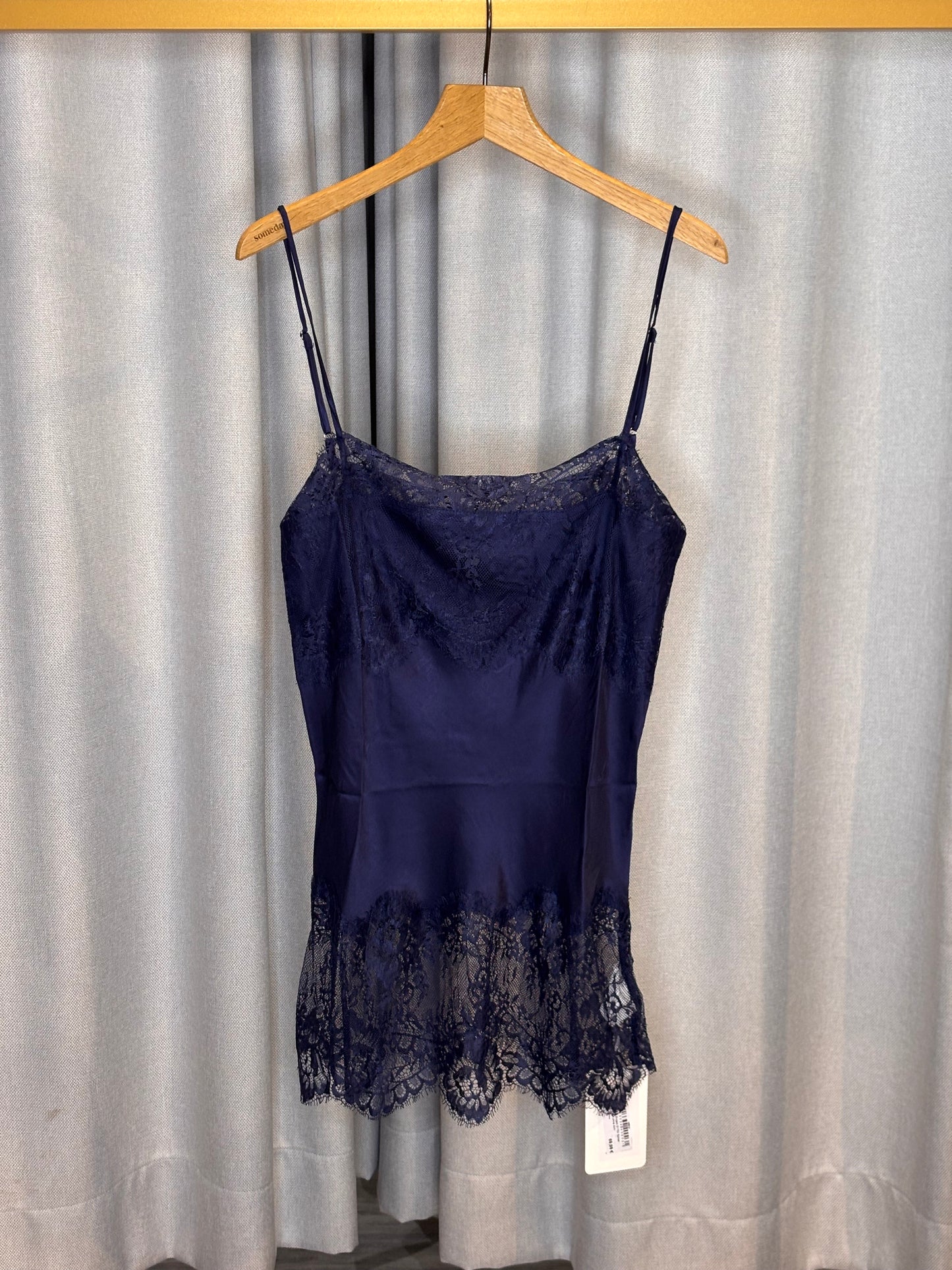 The Shirt Project Spitzen Top dunkelblau