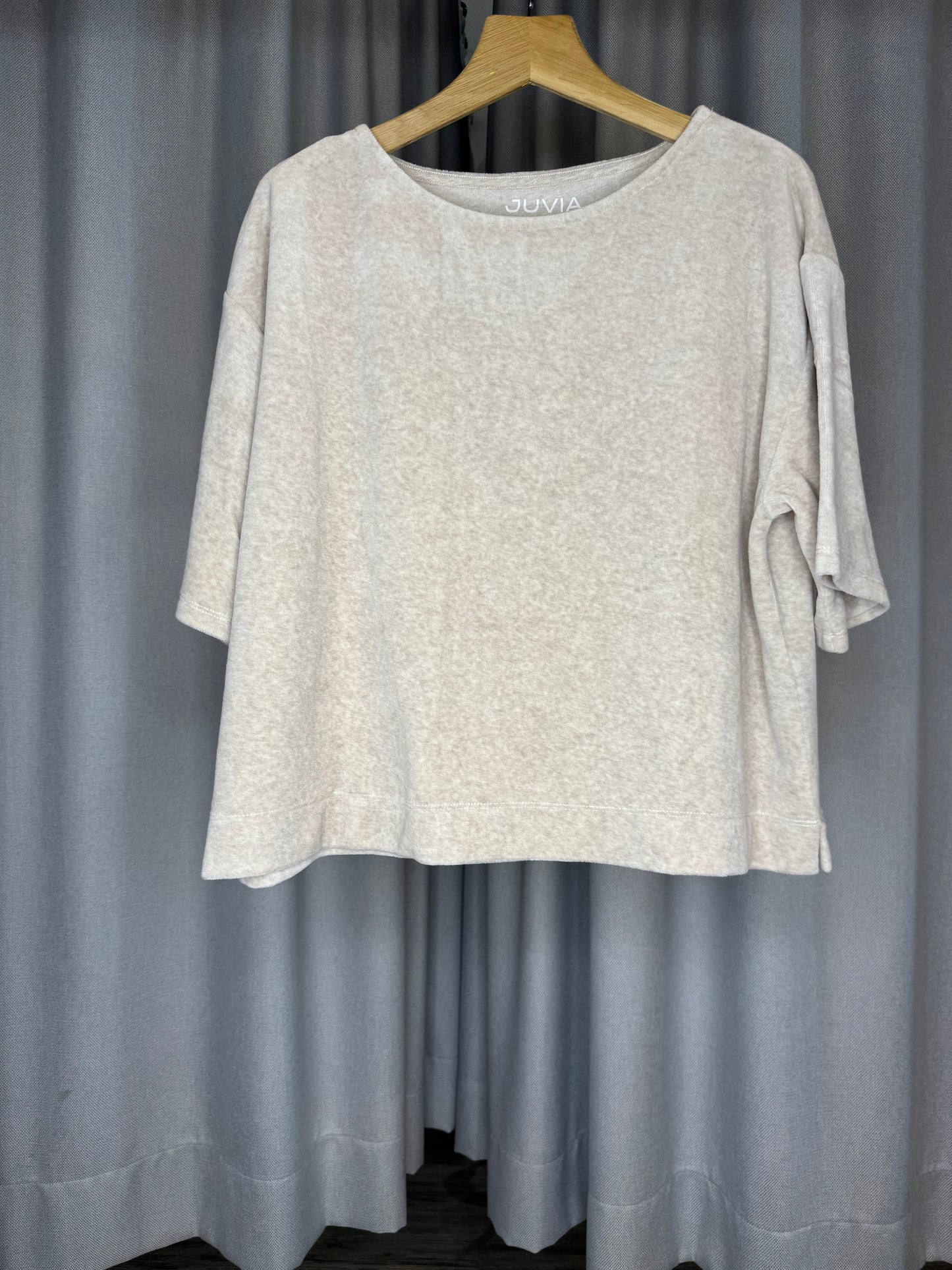 Juvia Kurzarmpullover