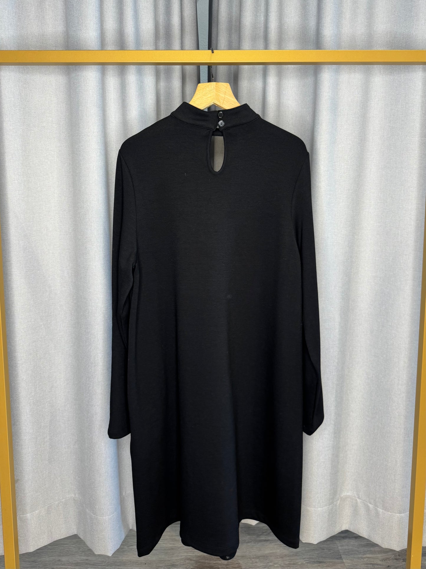 Riani schwarzes Herbstkleid