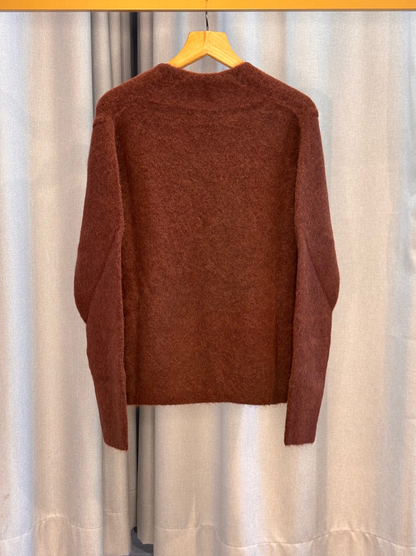 Floor brauner kuscheliger Pullover