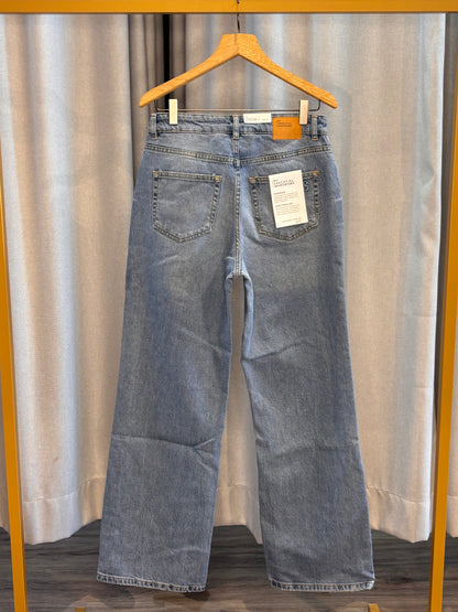 My Essential Wardrobe hellblaue Straight Leg Jeans