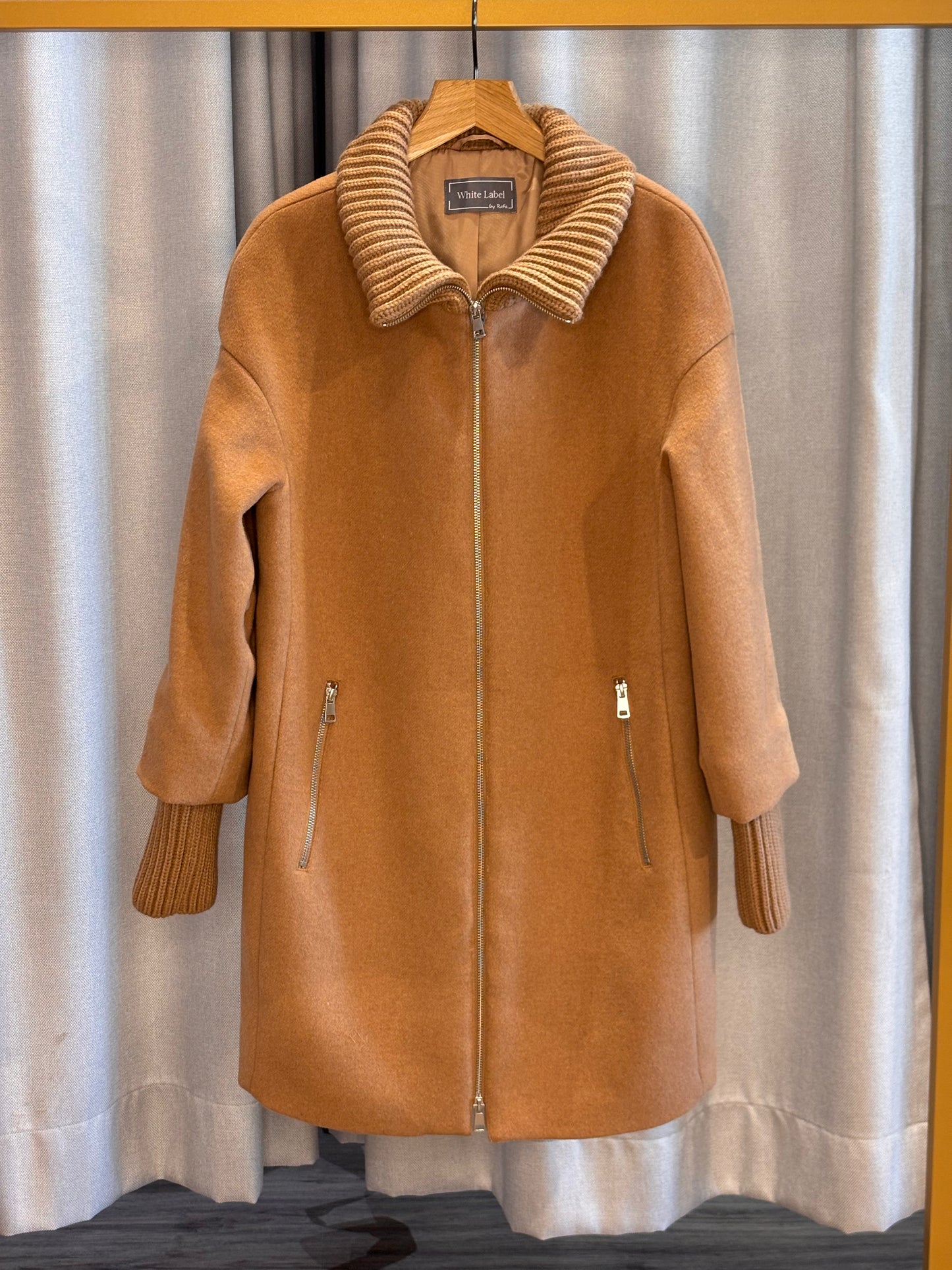 White Label camel Mantel mit Strick