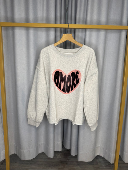 The Shirt Project grauer Pullover mit Herz