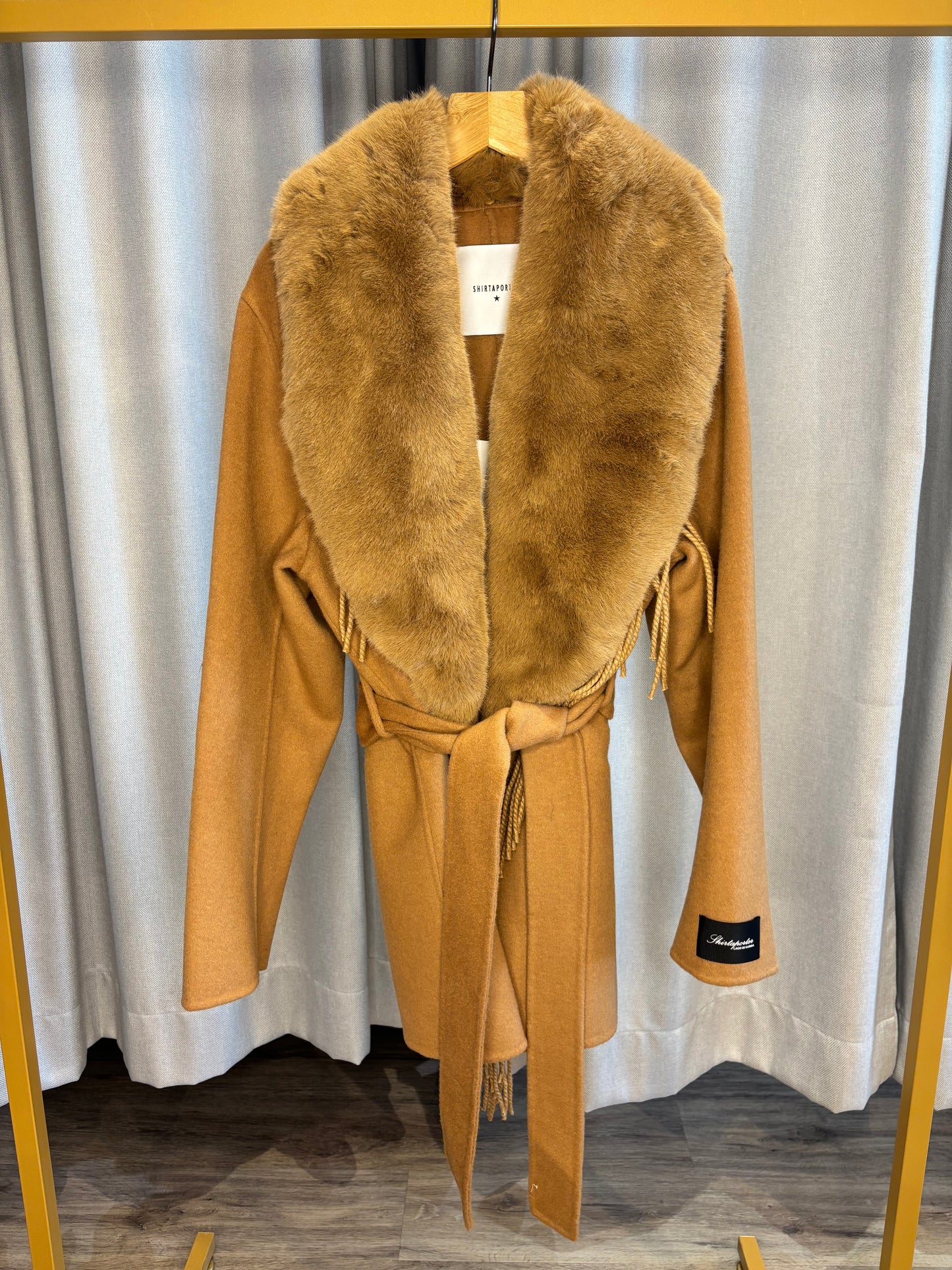 Shirtaporter Mantel camel mit Fransen