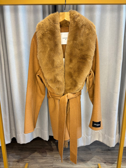Shirtaporter Mantel camel mit Fransen