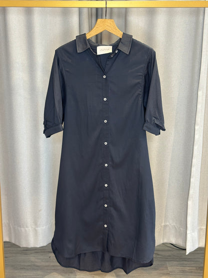 Juvia dunkelblaues Damenkleid
